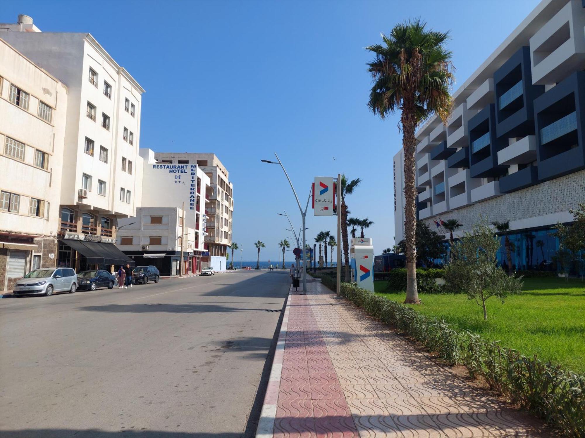 Cerca Del Mar Nador